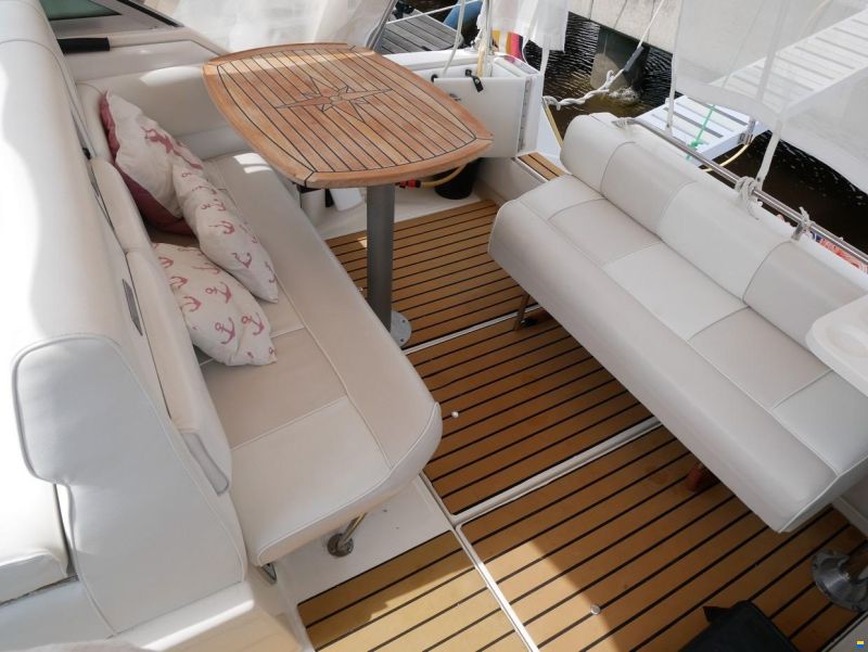 Sea Ray 290 DA