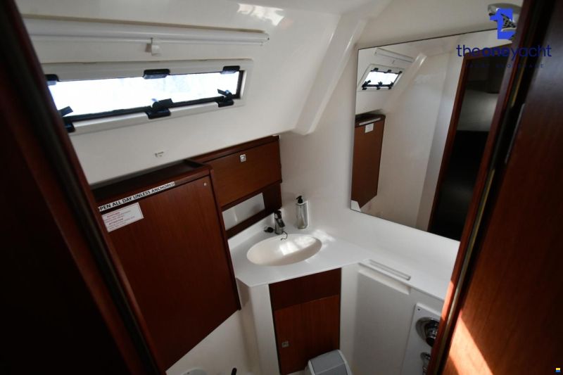 Bavaria 46 Cruiser Style Blue Edition