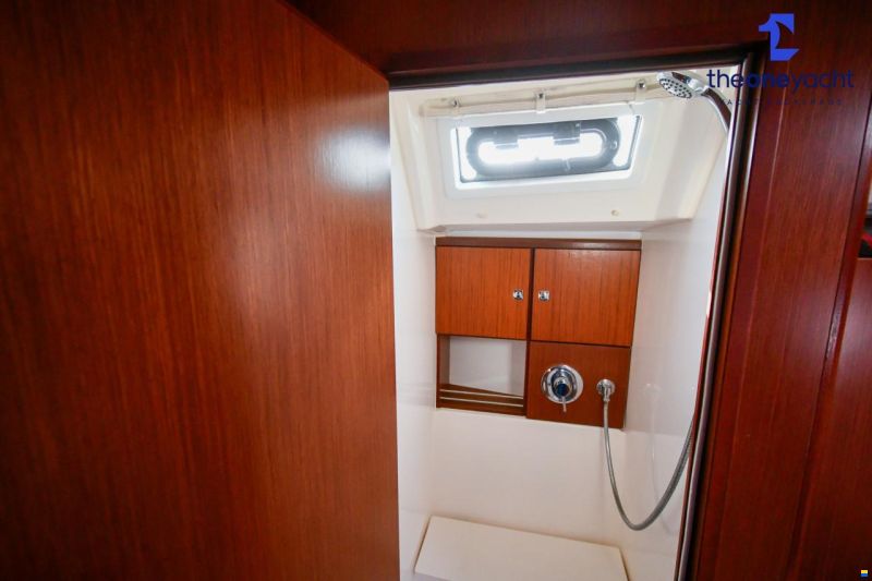 Bavaria 46 Cruiser Style Blue Edition