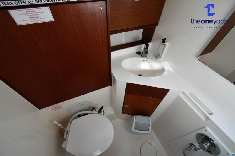 Bavaria 46 Cruiser Style Blue Edition