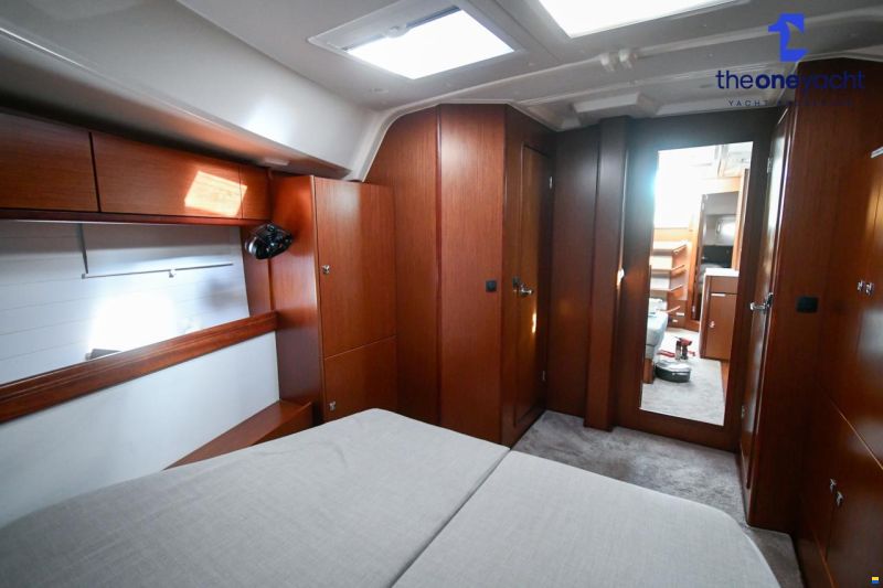 Bavaria 46 Cruiser Style Blue Edition