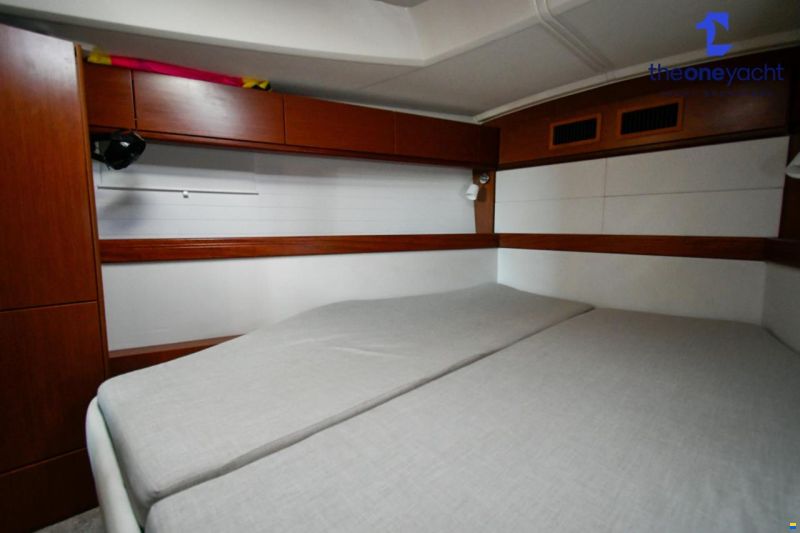 Bavaria 46 Cruiser Style Blue Edition