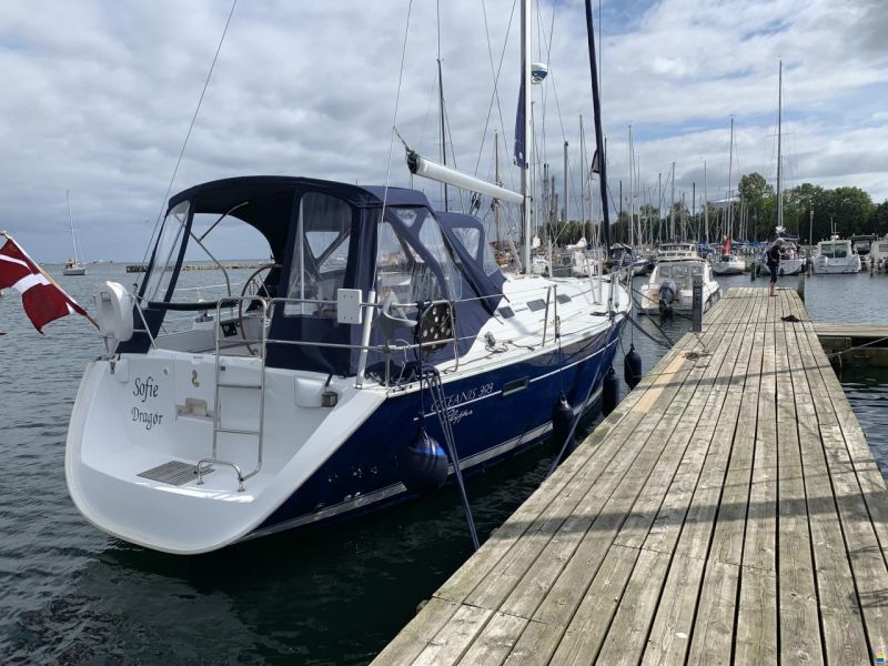 Beneteau Oceanis Clipper 393