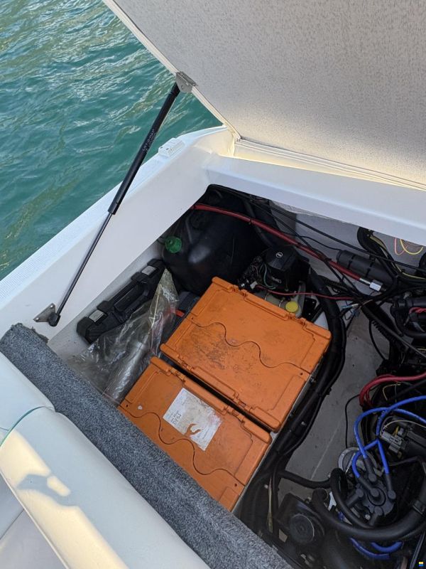 Falcon Boats CB1800