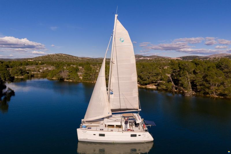 Lagoon 400S2