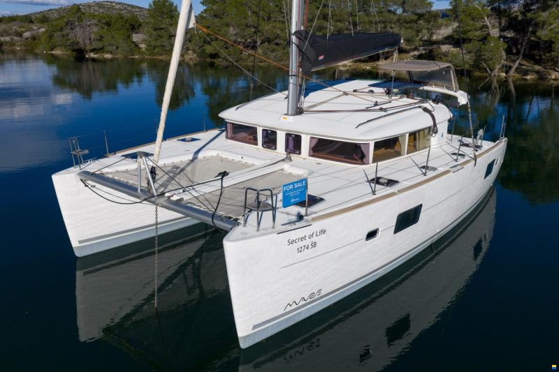Lagoon 400S2