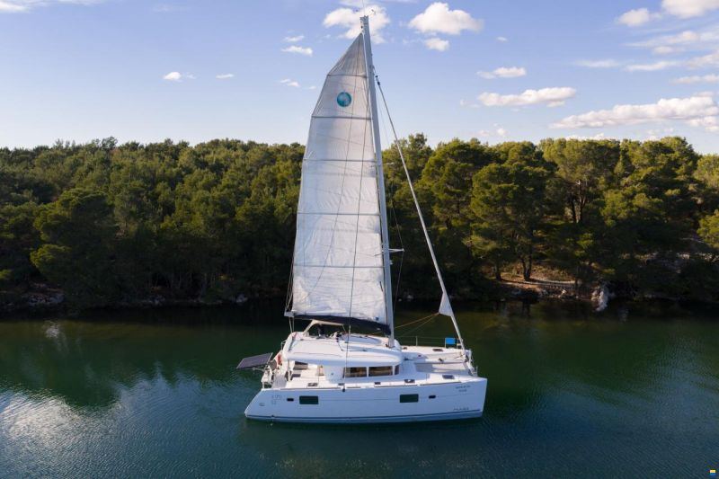 Lagoon 400S2