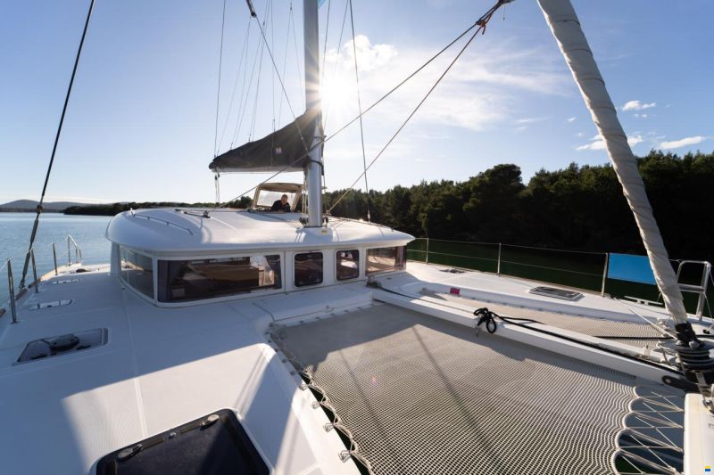 Lagoon 400S2