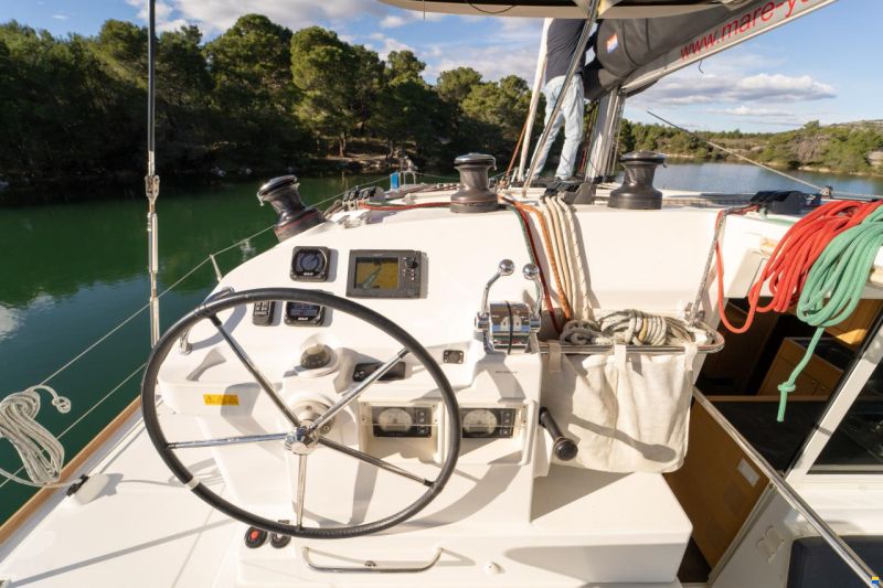 Lagoon 400S2