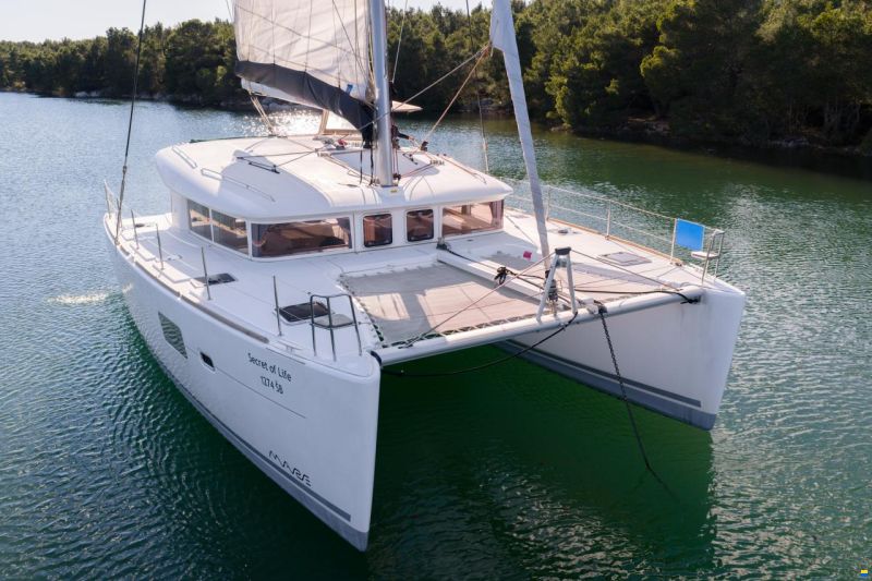 Lagoon 400S2