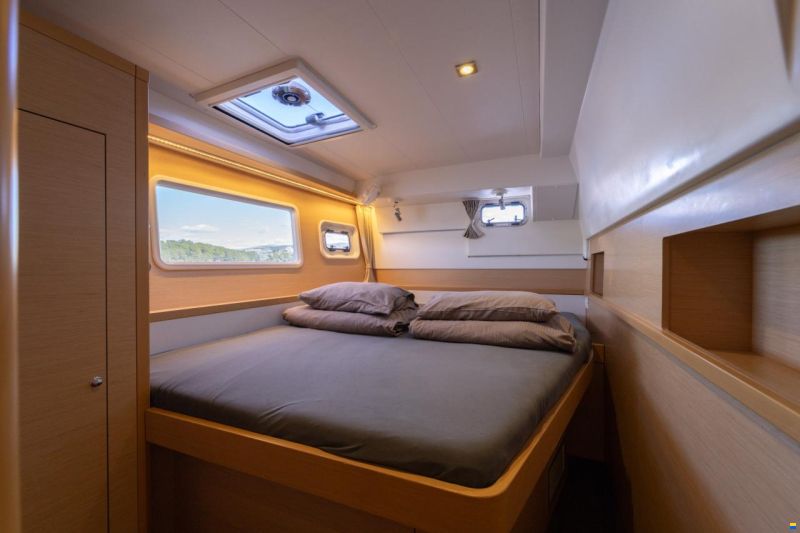 Lagoon 400S2