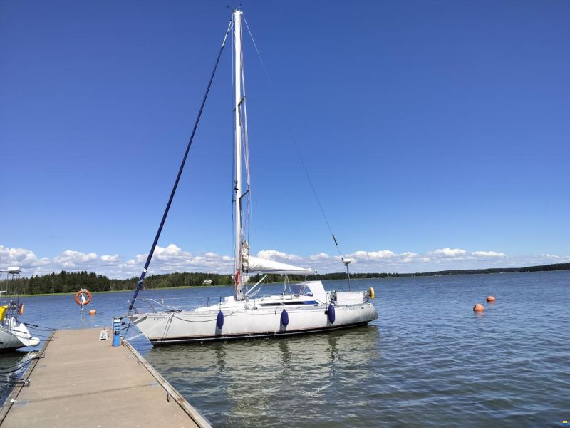 Beneteau First 38