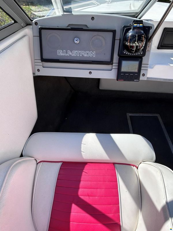 Glastron 1700 CB