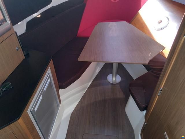 Beneteau Flyer 8.8 SunDeck