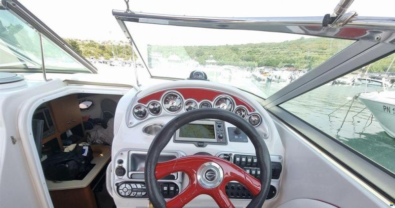 Crownline 270CR