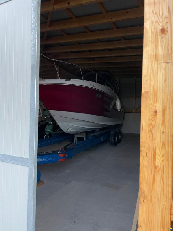 Crownline 270CR