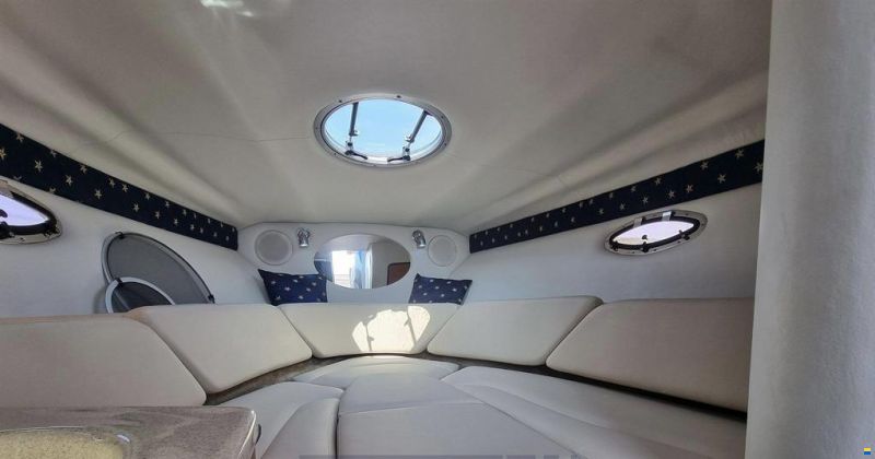 Crownline 270CR