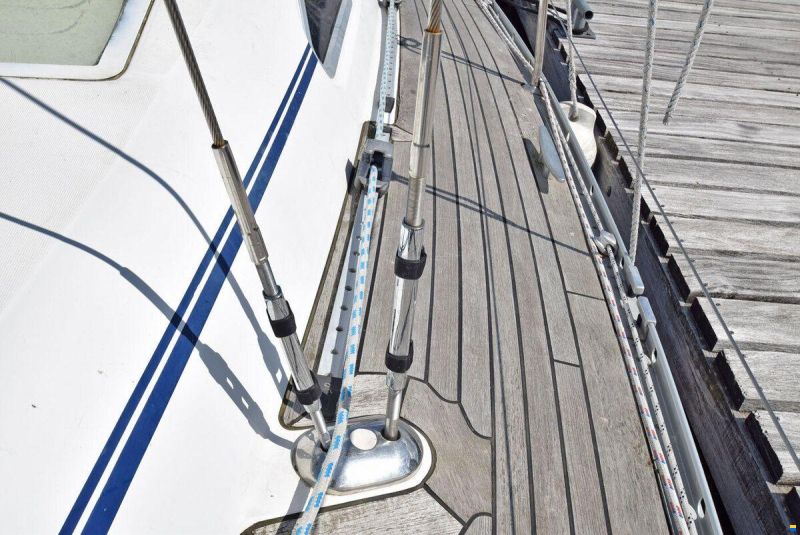 Beneteau Oceanis 393