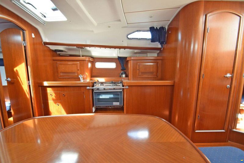 Beneteau Oceanis 393