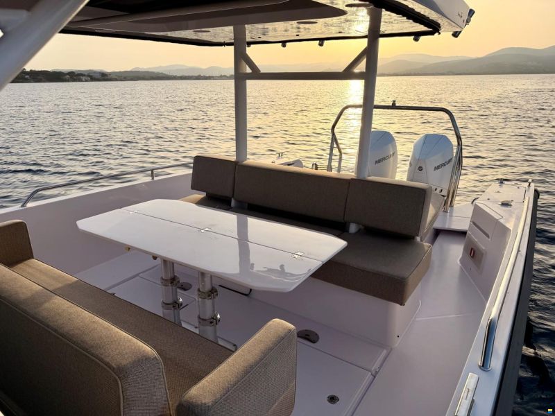 Axopar 37 Sun Top