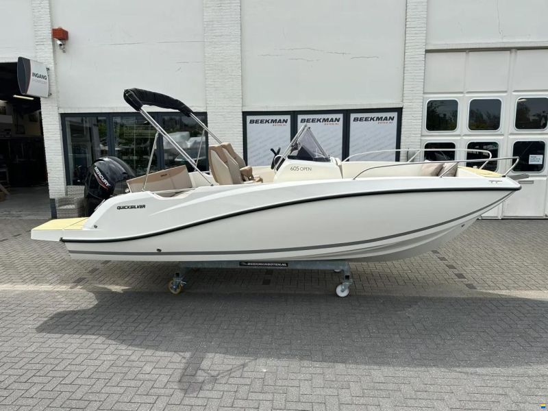 Quicksilver 605 Open