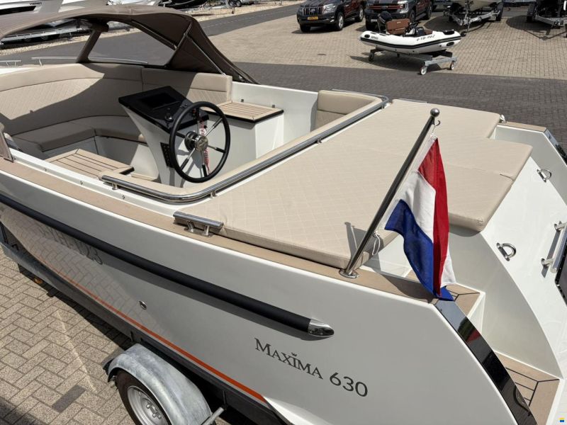 Maxima 630 Tender
