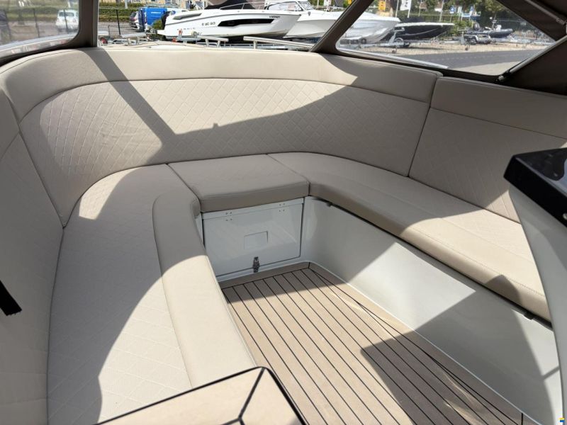 Maxima 630 Tender