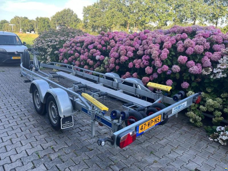 Kalf 2700KG trailer
