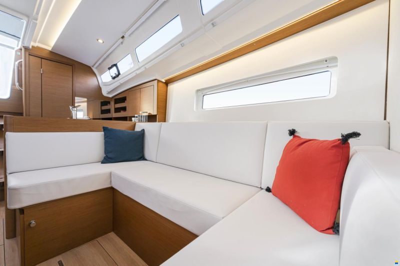 Jeanneau Sun Odyssey 380