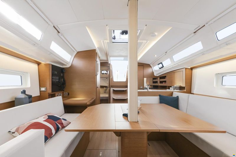 Jeanneau Sun Odyssey 380