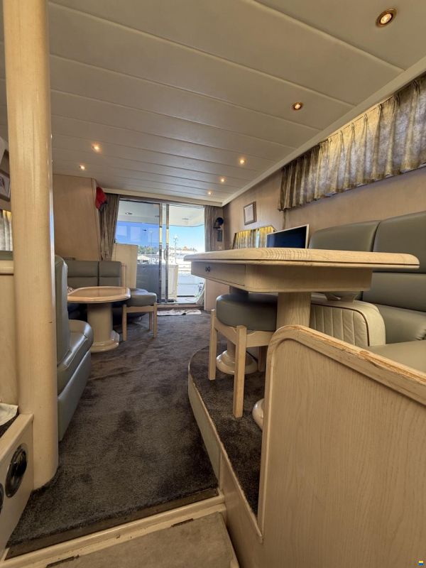 Neptunus Yachts 141 Sedan Flybridge