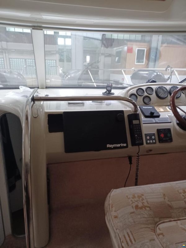 Sealine 360 Statesman