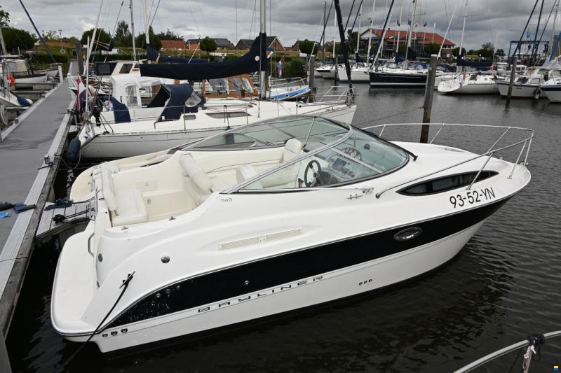 Bayliner 245