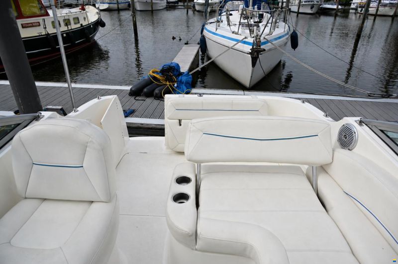 Bayliner 245