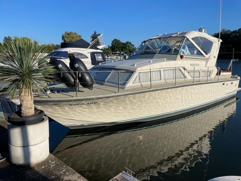 Coronet Commander 32 Wing