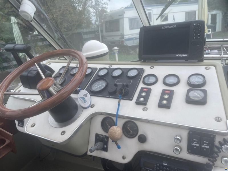 Coronet Commander 32 Wing