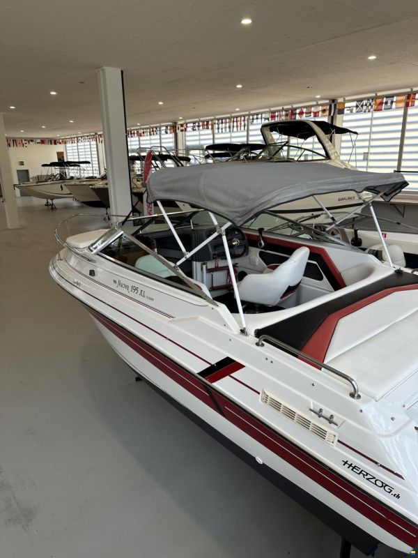 Cadorette Nuova 195 XL Cuddy