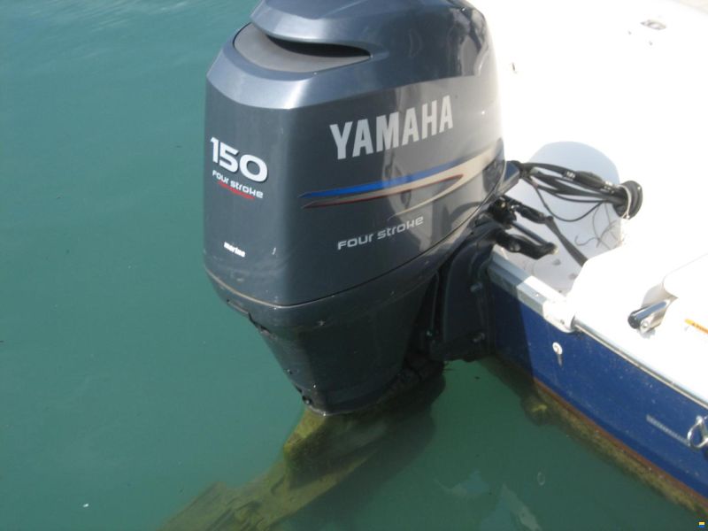 Hurricane Boats Godfrey Marine Hurricane SunDeck 217