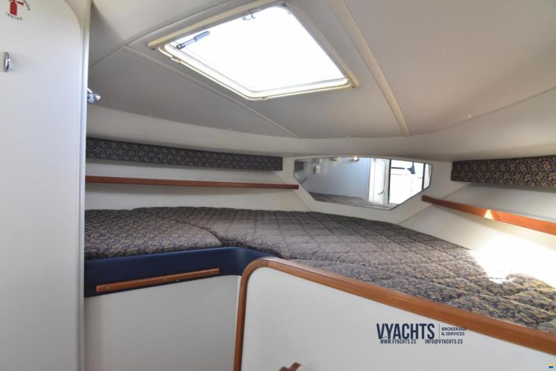 Tiara 2900 Coronet