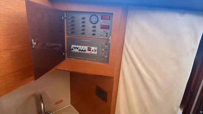 Azimut 40