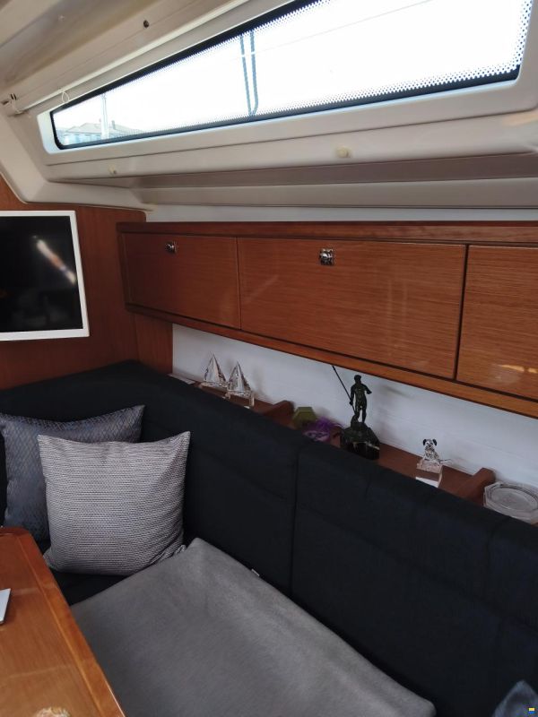 Bavaria 34 Cruiser Style