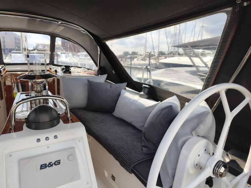 Bavaria 34 Cruiser Style