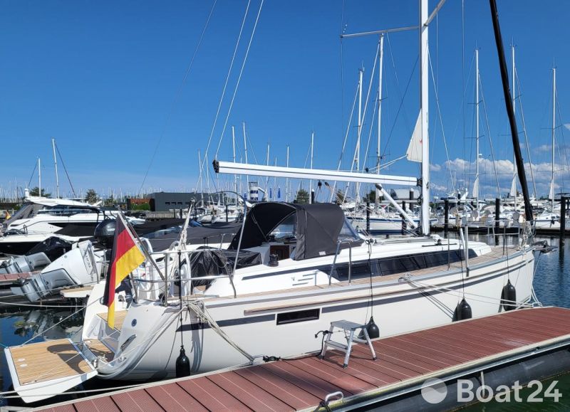 Bavaria 34 Cruiser Style