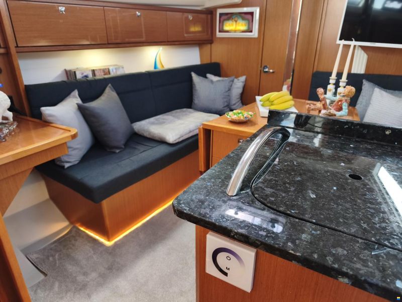 Bavaria 34 Cruiser Style