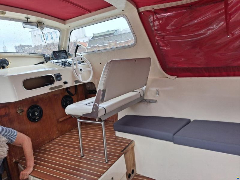Albin 25 de luxe