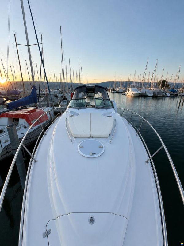 Four Winns 358 Vista