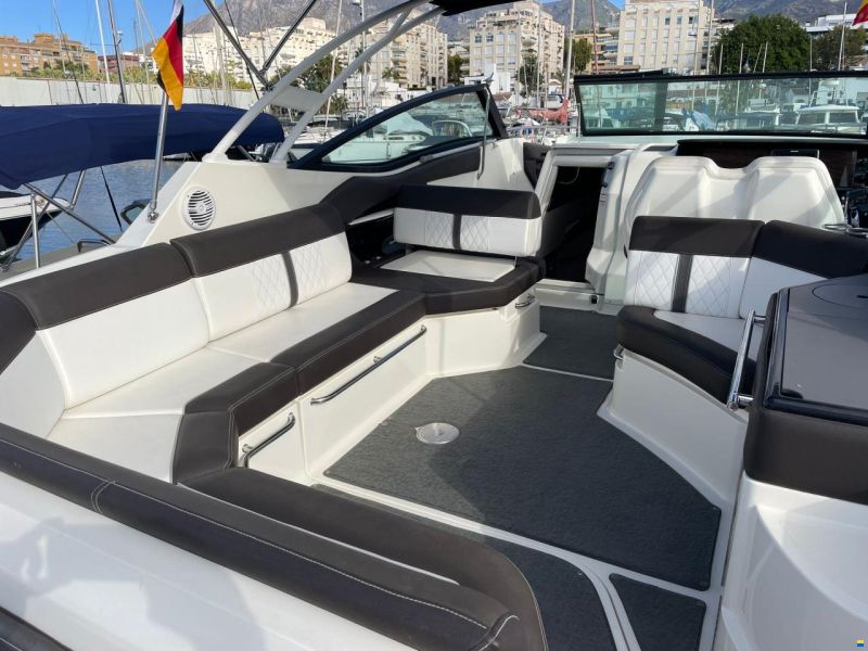 Sea Ray 320 SunDancer
