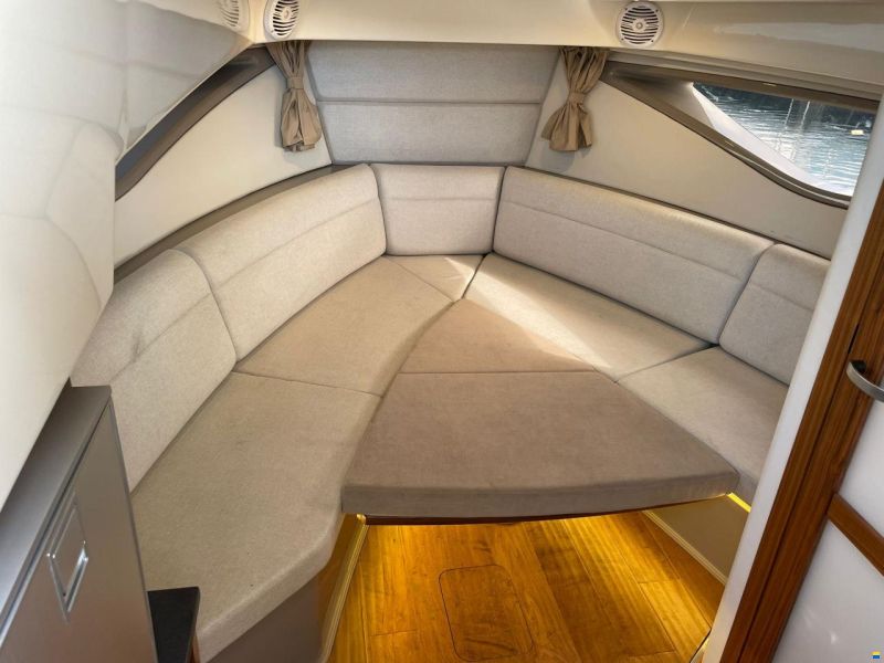 Sea Ray 320 SunDancer