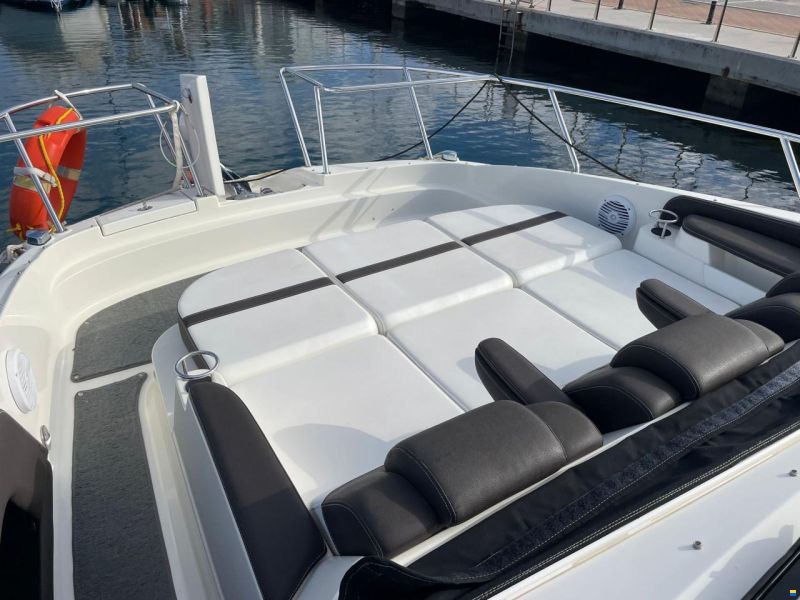 Sea Ray 320 SunDancer