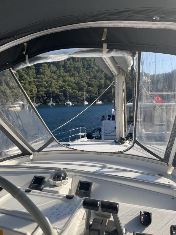 Lagoon 440